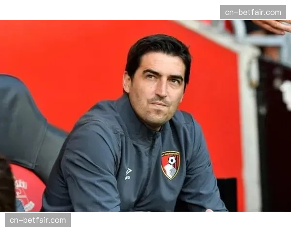 伯恩茅斯主帅伊劳拉谈高位压迫风格在英超的适应性演变