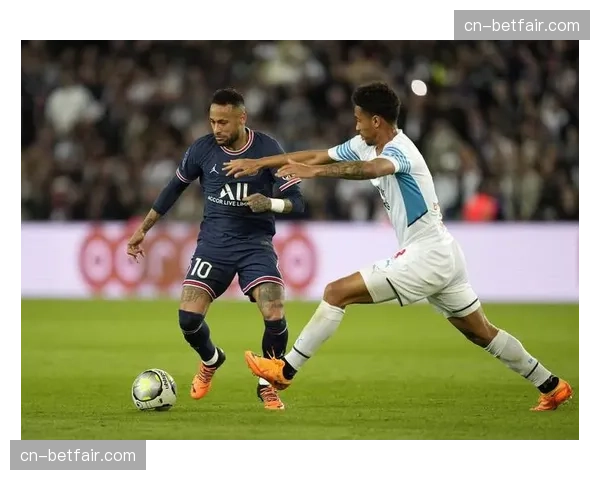 足球金融报告显示,法甲联赛上赛季总收入同比增长12%,转播权份额增加 足球金融报告显示,法甲联赛上赛季总收入同比增长12%,转播权份额增加